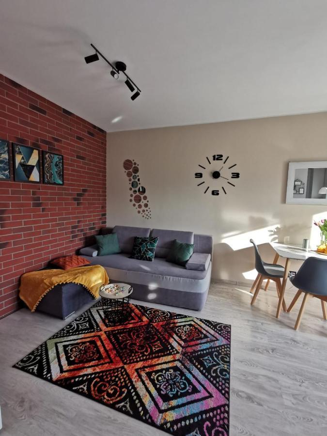 Apartament Osiedle Jelonka Apartment เยเลเนียกูรา ภายนอก รูปภาพ