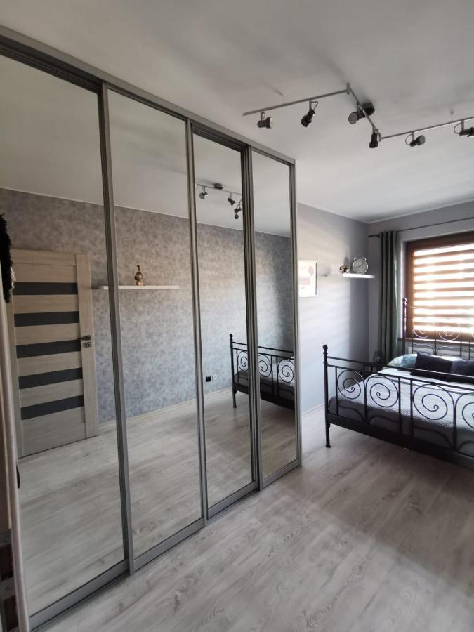 Apartament Osiedle Jelonka Apartment เยเลเนียกูรา ภายนอก รูปภาพ